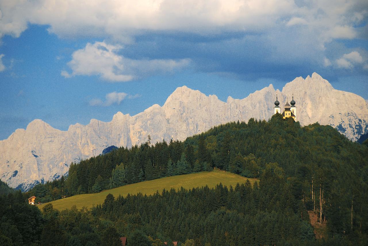 Landgasthof Buchner Admont Exteriör bild